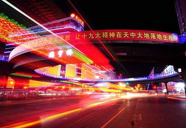 《艾尔登法环》彩蛋 白金之子勒缇娜能驯服野狼骑射